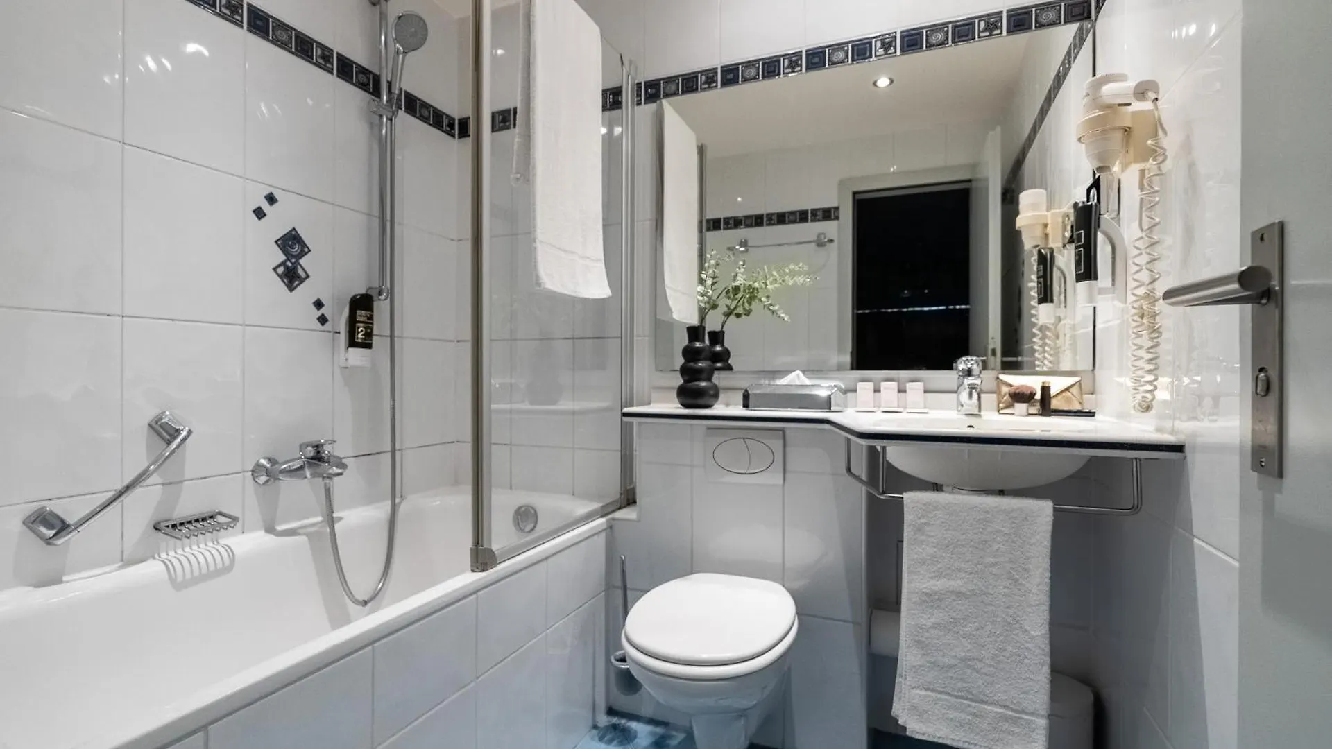 Multatuli Hotel Амстердам 3*,